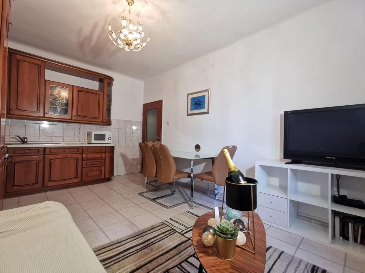 Apartment Lionel Spalato Esterno foto